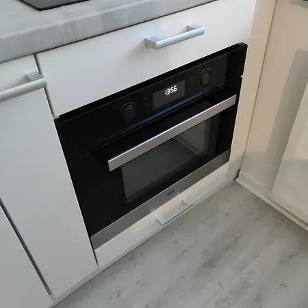 Διαμέρισμα Porin Oksi, Away In Center, Free Parking Πόρι