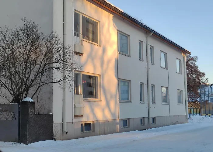 Porin Oksi, Away In Center, Free Parking