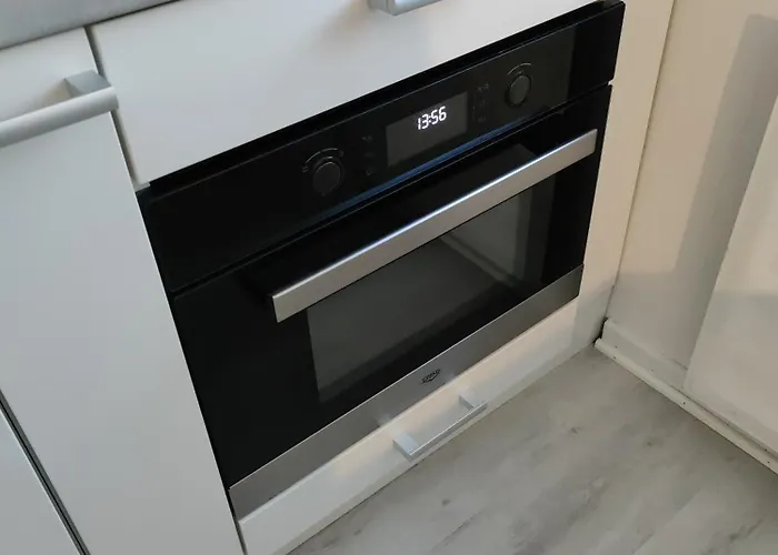 公寓 Porin Oksi, Away In Center, Free Parking 波里