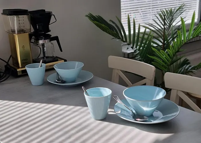 Porin Oksi, Away In Center, Free Parking * 波里